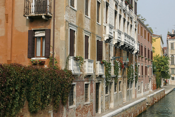 Canal's - the streets of Venice